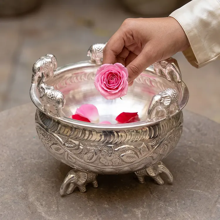 Gaj Silver Urli (Small)